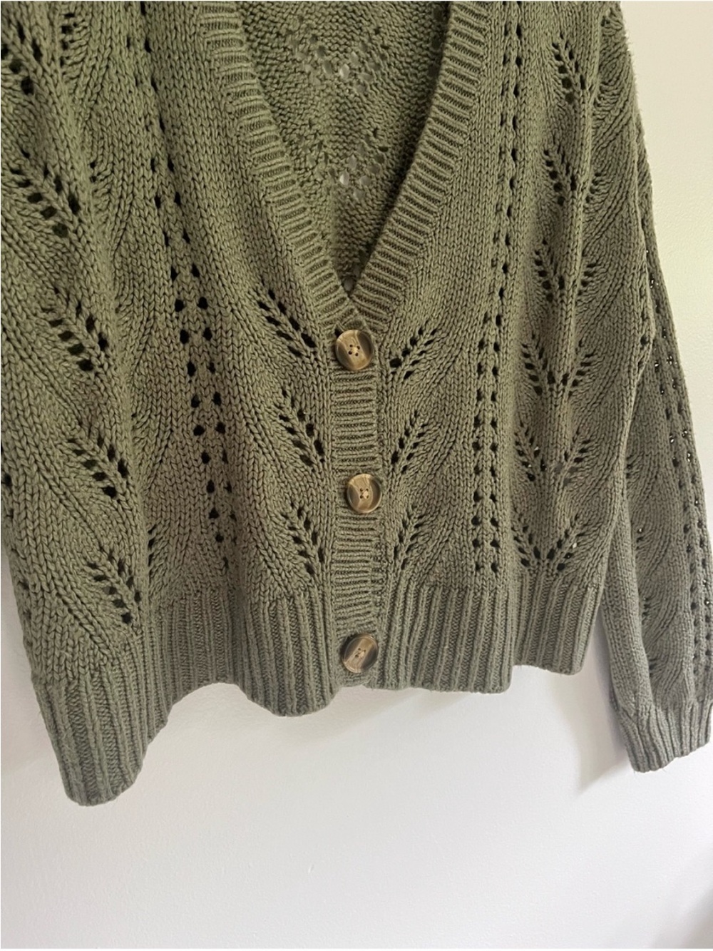 American Eagle Olive Pointelle Open Knit Cropped Button Front Cardigan Olive M - Picture 2 of 7